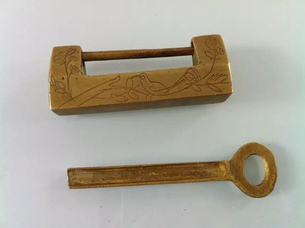 古玩杂项收藏 铜制复古锁影视道具 喜上眉梢 梅花锁 实铜锁古锁