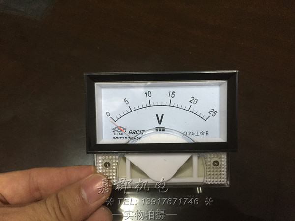 指针式直流电压表表头69c17-v 0-25v表壳外形尺寸80*64mm
