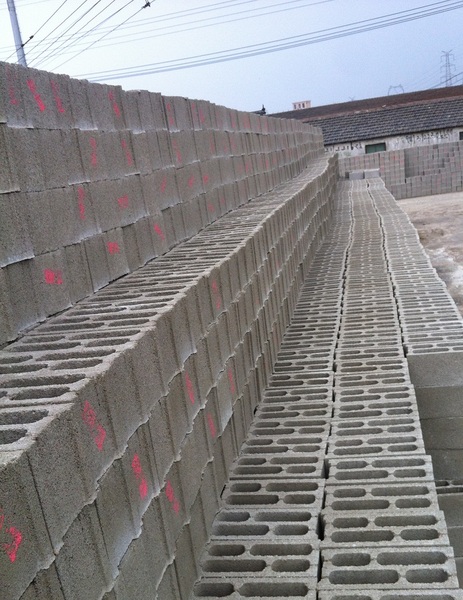 水泥砖 万能砖 85砖 95砖 砌墙砖 环保砖 道板砖 水泥制品