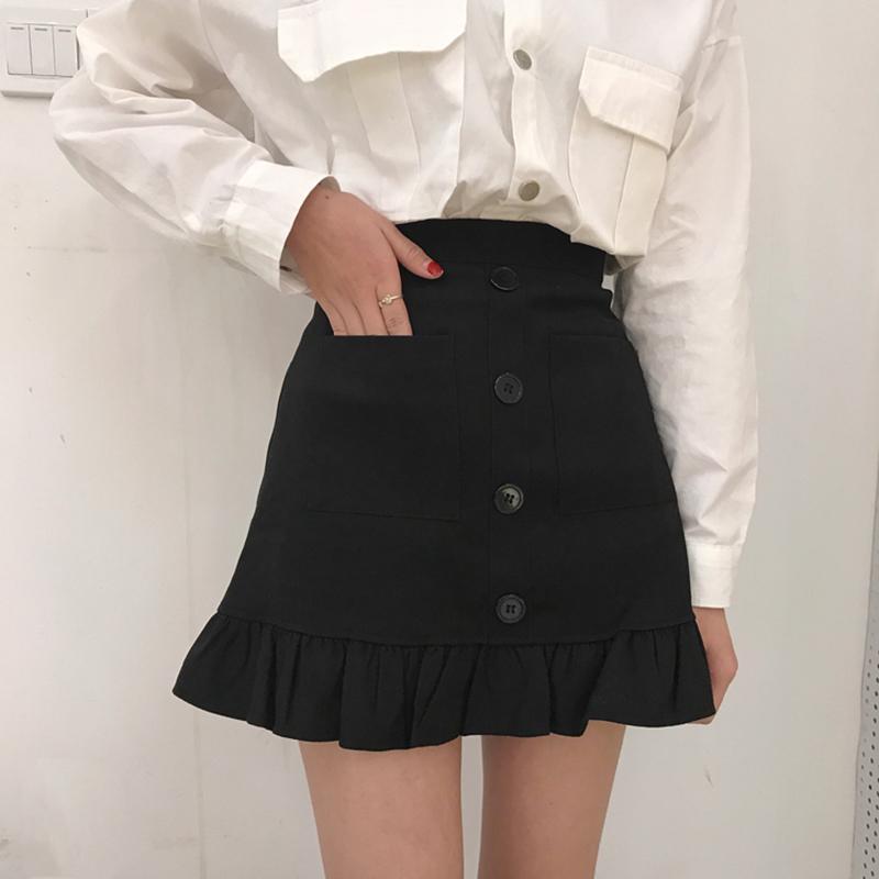 short skirt with slit