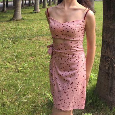 /大凉/ 桔梗印花 丝绒吊带露胃连衣裙 后背松紧-淘宝网