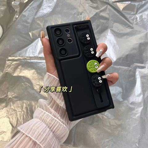 Black Oreo Cookie Hand Band Strap S23, S23 Plus, S23 Ultra, S22, S22 Plus, S22 Ultra, S21, S21 Plus, S21 Ultra Samsung Phone