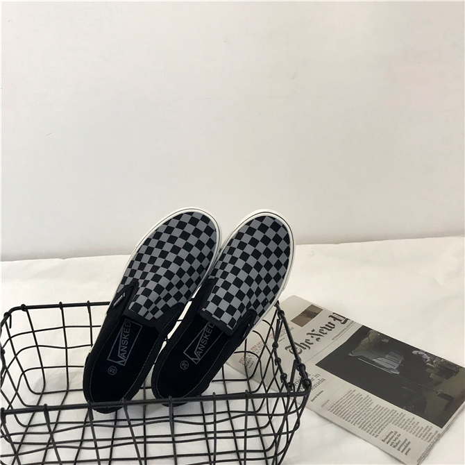 ins chaussures en toile femme super feu le paresseux chaussures, plaid slip-on harajuku street battre le petit noir chaussures joker port de chaussures de planche de vent ins chaussures en toile femme super feu le paresseux chaussures, plaid slip-on harajuku street battre le petit noir chaussures joker port de chaussures de planche de vent