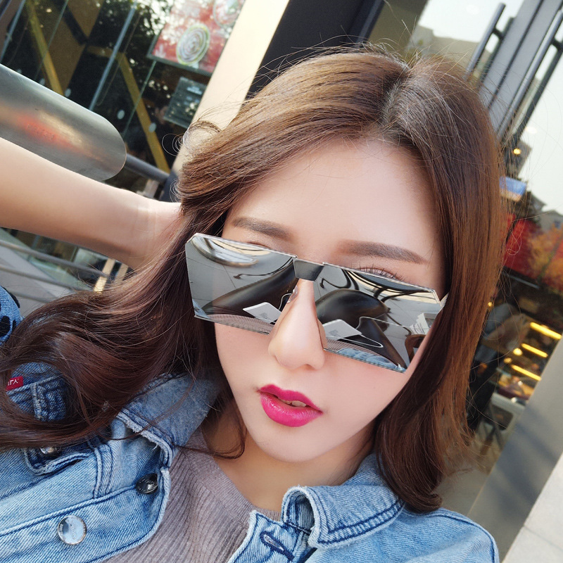 réseau rouge le même paragraphe des lunettes de soleil des hommes au volant de la voiture de lunettes de grosse boîte visage des femmes de lunettes de soleil rétro carré réfléchissant lunettes de soleil réseau rouge le même paragraphe des lunettes de soleil des hommes au volant de la voiture de lunettes de grosse boîte visage des femmes de lunettes de soleil rétro carré réfléchissant lunettes de soleil