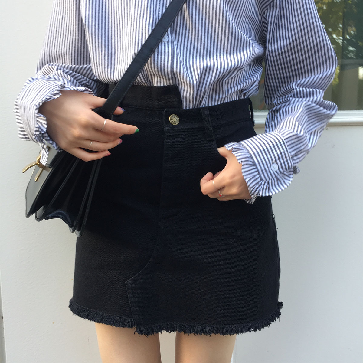 陸小團團 韓國新款百搭顯瘦學生腰身不規則A字裙毛邊牛仔半身裙。