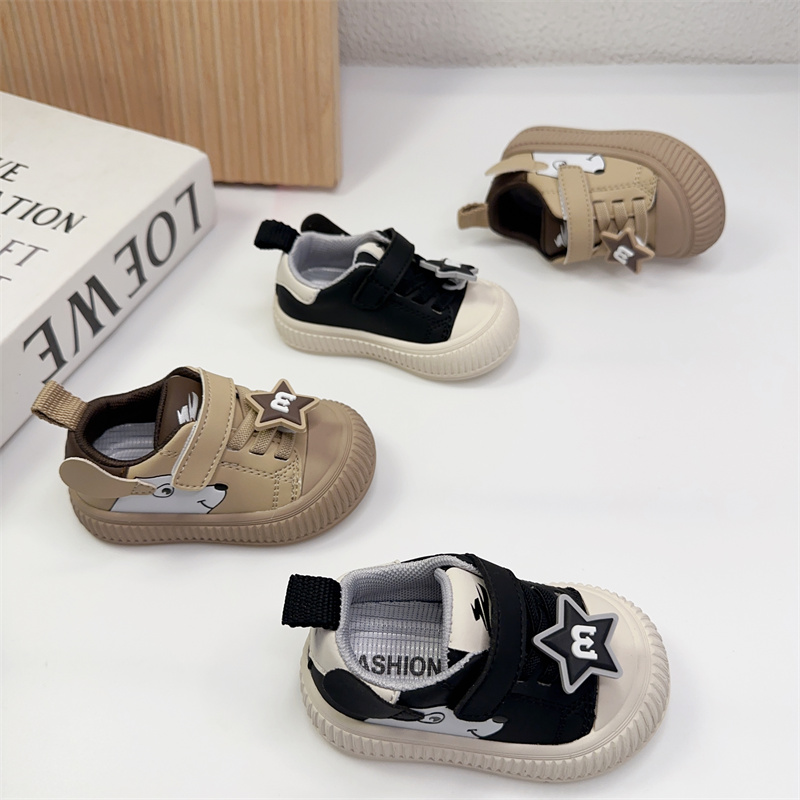 soft sole for baby early autumn single shoes comfortable little sneakers baby biscuit shoes for boys and girls 0-1-3 years old cow board shoes