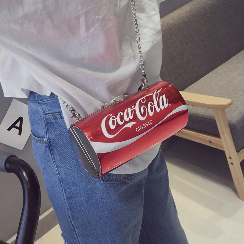 2017款個性字母可口可樂包女易拉罐包單肩鏈條包可樂瓶斜挎小包包