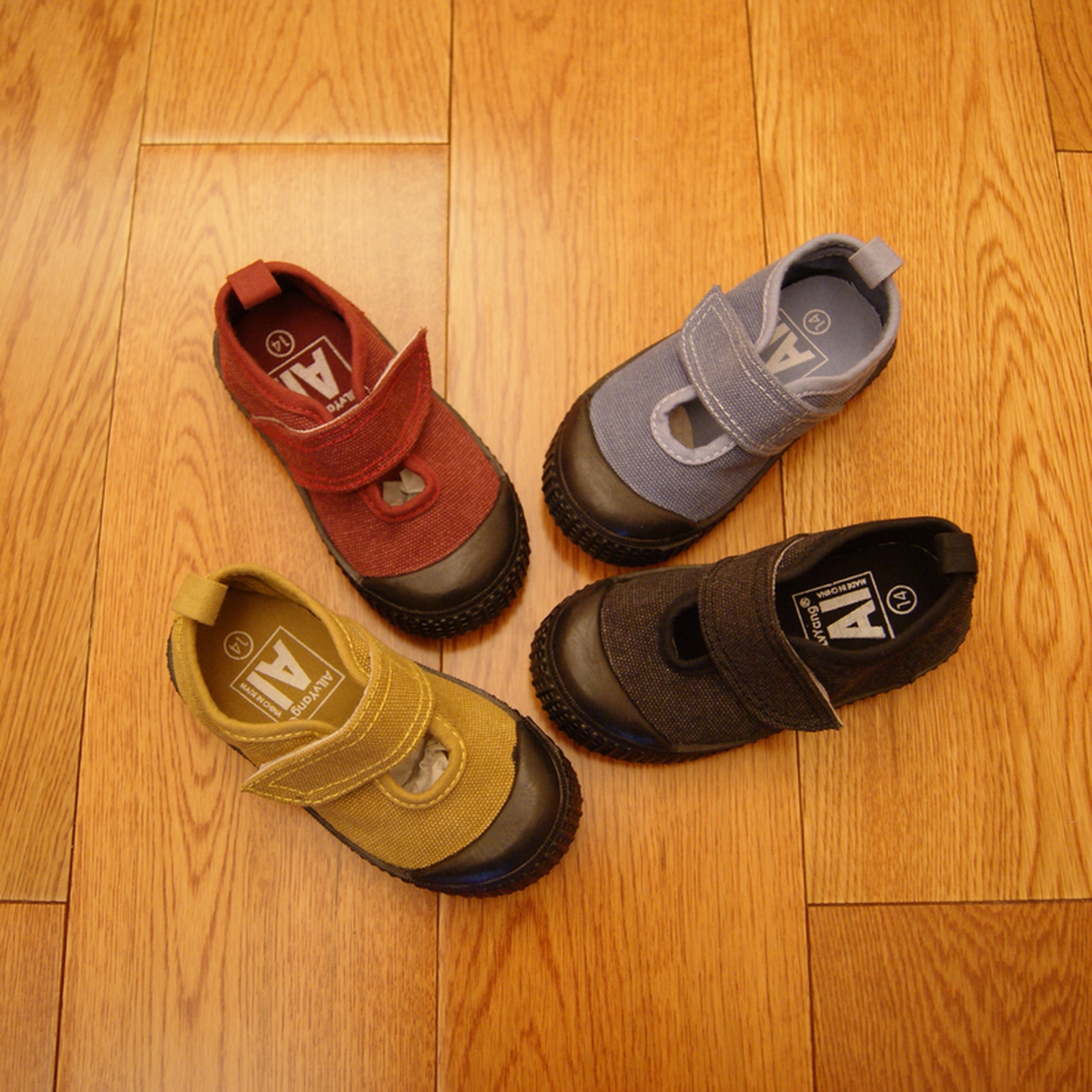 2019 le printemps et l'automne la nouvelle version coréenne d'enfants de chaussures de toile de pépinière de bébé chaussures filles fond mou chaussures garçons chaussures 2019 le printemps et l'automne la nouvelle version coréenne d'enfants de chaussures de toile de pépinière de bébé chaussures filles fond mou chaussures garçons chaussures