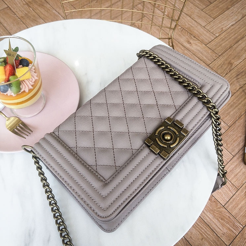 hong kong l'achat d'un nouveau sac femelle 2019 nouveau cuir petite ck les femmes des sacs de vin chaîne de sac de messager d'épaule unique femme sac hong kong l'achat d'un nouveau sac femelle 2019 nouveau cuir petite ck les femmes des sacs de vin chaîne de sac de messager d'épaule unique femme sac