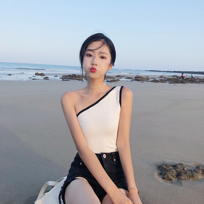 韩版无袖性感露肩撞色小背心女夏bf风心机显瘦外穿打底衫个性上衣-淘宝网 韩版无袖性感露肩撞色小背心女夏bf风心机显瘦外穿打底衫个性上衣-淘宝网