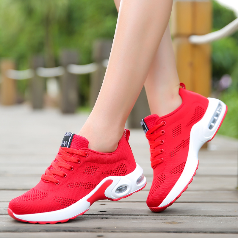 新款運動鞋女鏤空透氣內增高鞋紅色女裝輕便休閑鞋學生氣墊跑步鞋
