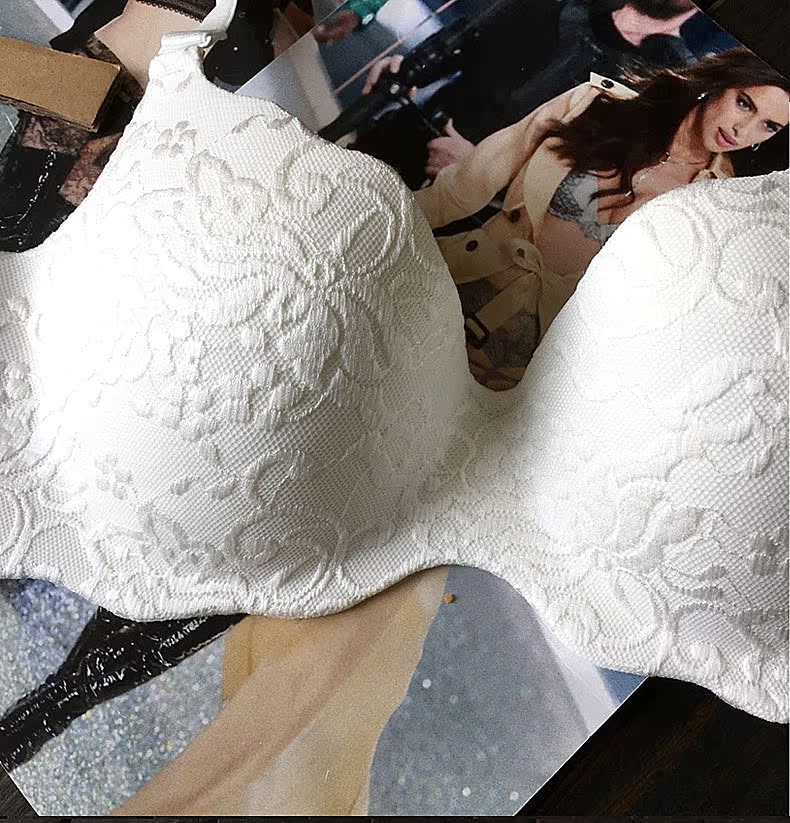 18 printemps / été de nouveau respirable section mince sexy dentelle les filles handicapées sont pas de doux jantes recueillir des sous-vêtements soutien-gorge de couverture pas de marque 18 printemps / été de nouveau respirable section mince sexy dentelle les filles handicapées sont pas de doux jantes recueillir des sous-vêtements soutien-gorge de couverture pas de marque