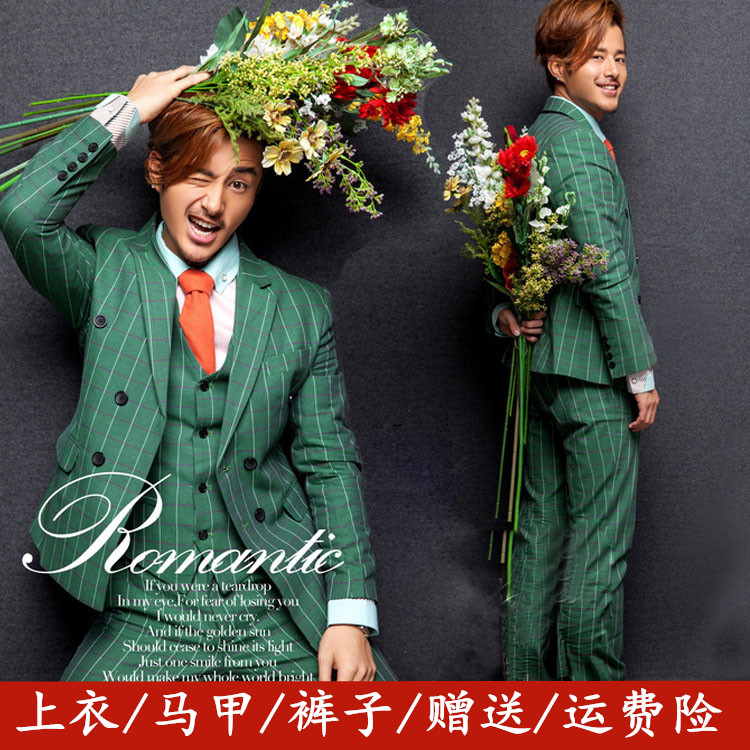 modérateur de la robe des hommes, le costume trois-pièces vert à carreaux costume studio costume d'homme costume slim modèles modérateur de la robe des hommes, le costume trois-pièces vert à carreaux costume studio costume d'homme costume slim modèles