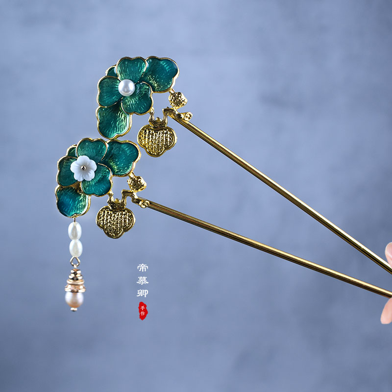 Original literary fan retro fresh burnt blue lotus leaf hairpin Hanfu headdress fairy freshwater pearl tassel girl