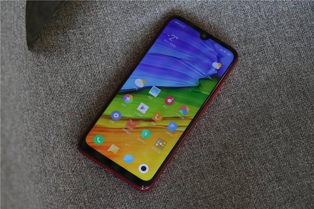 总的来说,这次redmi note 7系列手机的降价优惠还是十分值得关注的,感