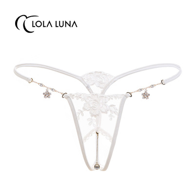 Lolaluna[芭蕾舞]白色蕾丝绣花面料无痕提臀内裤女白色-淘宝网