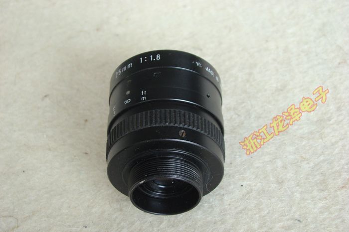 lens 25mm  :1.8 ,二手拆机件实物如图! 重量74克.