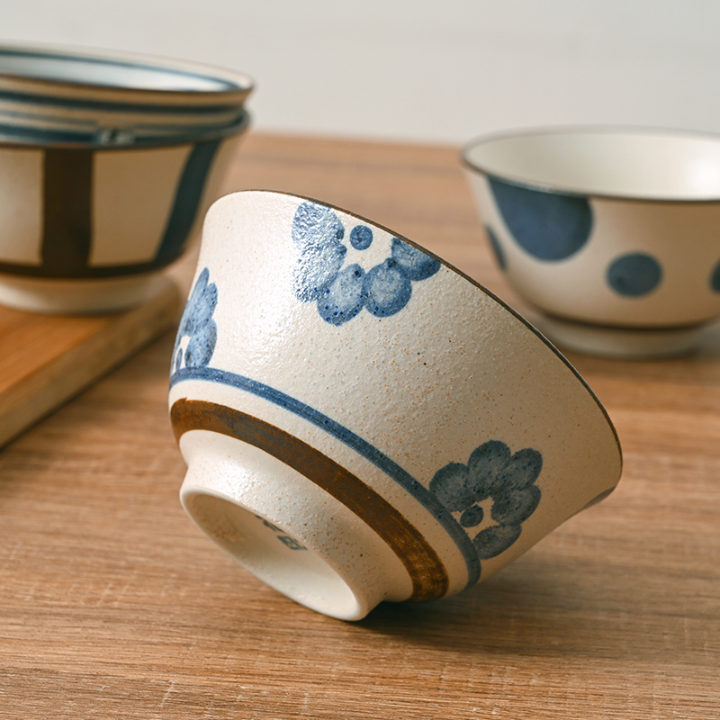 Rice Bowl Japanese-Style Ceramic Family with Four Special Personnel， Especially Beautiful Small Bowl for Eating