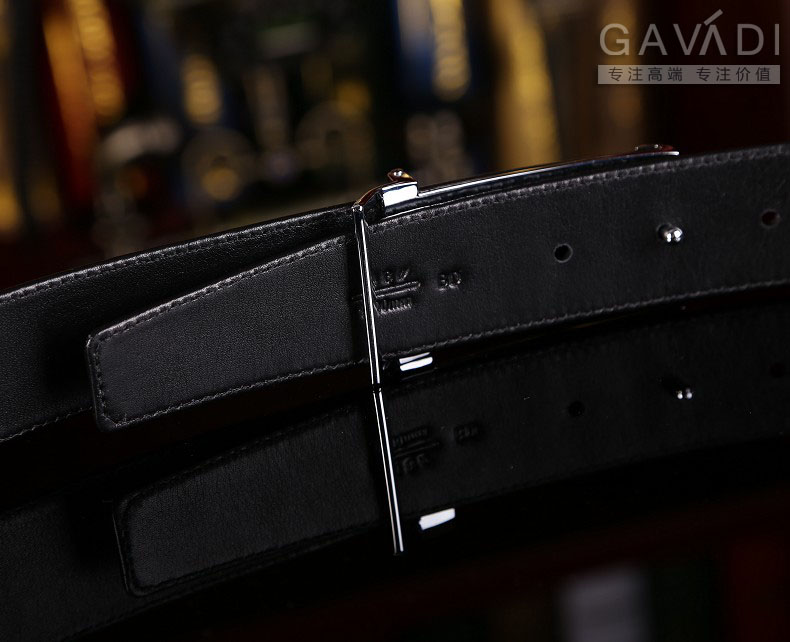 到底怎样才能辨别和区分鳄鱼皮皮带或者鳄鱼皮包的真假呢 到底怎样才能辨别和区分鳄鱼皮皮带或者鳄鱼皮包的真假呢