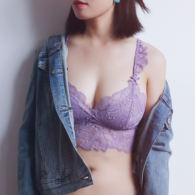 花妃心物 无钢圈内衣女镂空蕾丝三角杯薄款夹棉软杯背心式文胸-淘宝网 花妃心物 无钢圈内衣女镂空蕾丝三角杯薄款夹棉软杯背心式文胸-淘宝网