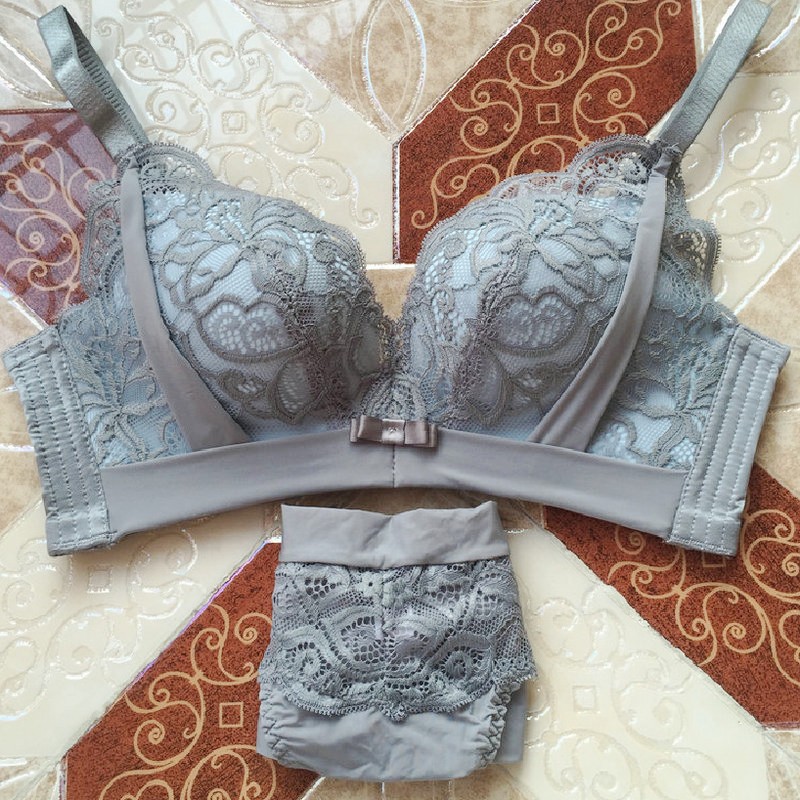 la ventilation l'été sans les jantes des modèles minces de sous-vêtements femmes sens petite poitrine mince moule de la coupe du soutien-gorge sans couture de recueillir de l'ensemble soutien-gorge la ventilation l'été sans les jantes des modèles minces de sous-vêtements femmes sens petite poitrine mince moule de la coupe du soutien-gorge sans couture de recueillir de l'ensemble soutien-gorge