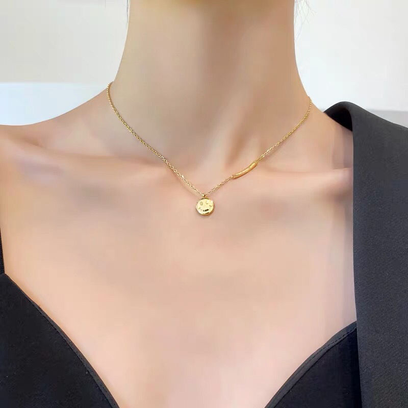 Titanium Steel Color-Retaining Cute Smiley Face Clavicle Chain Personality and Fashion Ornament Necklace Smiley Necklace
