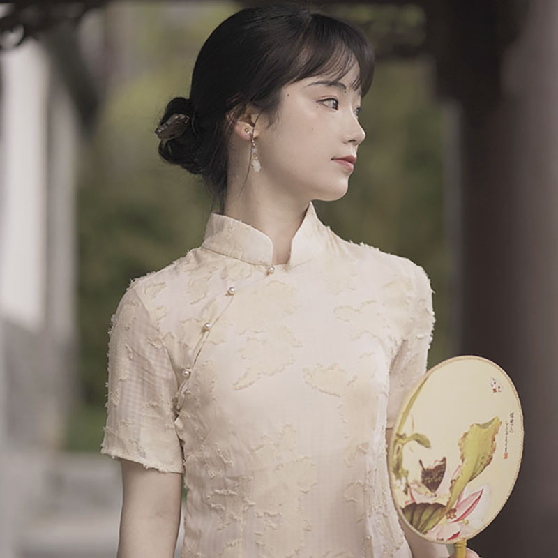 《 Do you know? Two-color embroidered classical long cheongsam retro improved mid-length skirt