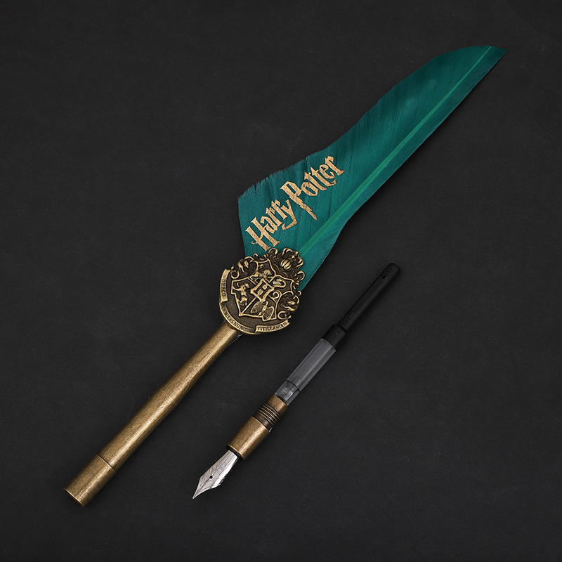 New Hogworth Feather Ink Sac Water Pen Gold Feather Pendant Bookmark European Retro Harry Potter Envelope