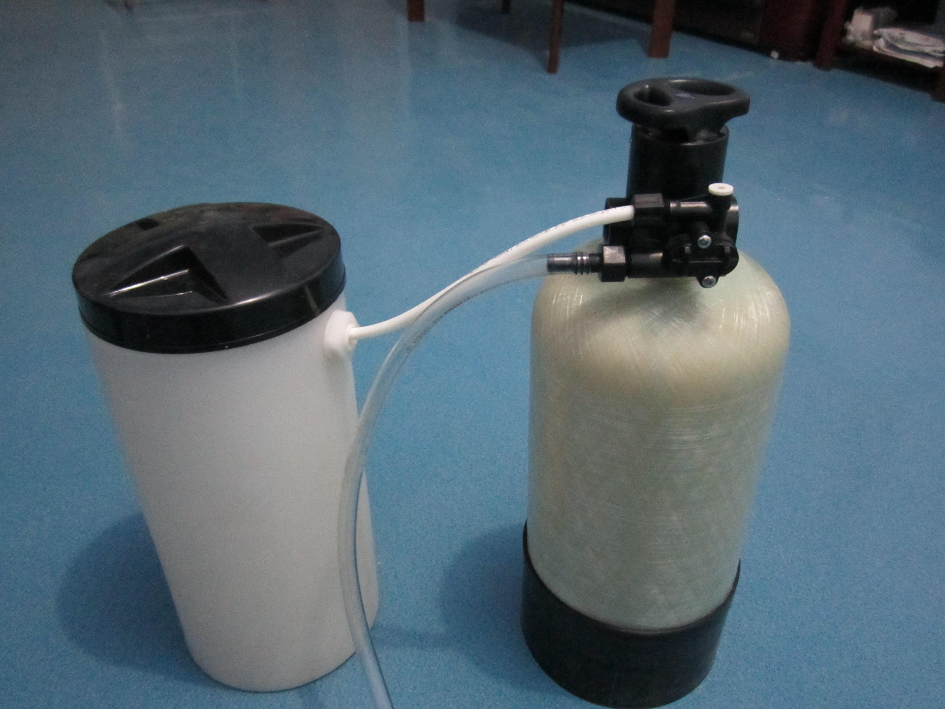 0.2t软化水设备/200l/h软化水处理器 家用软水器