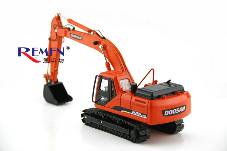 doosan 斗山大宇 dh220lc-9e 挖掘机工程车模型合金履带钩机 1:40