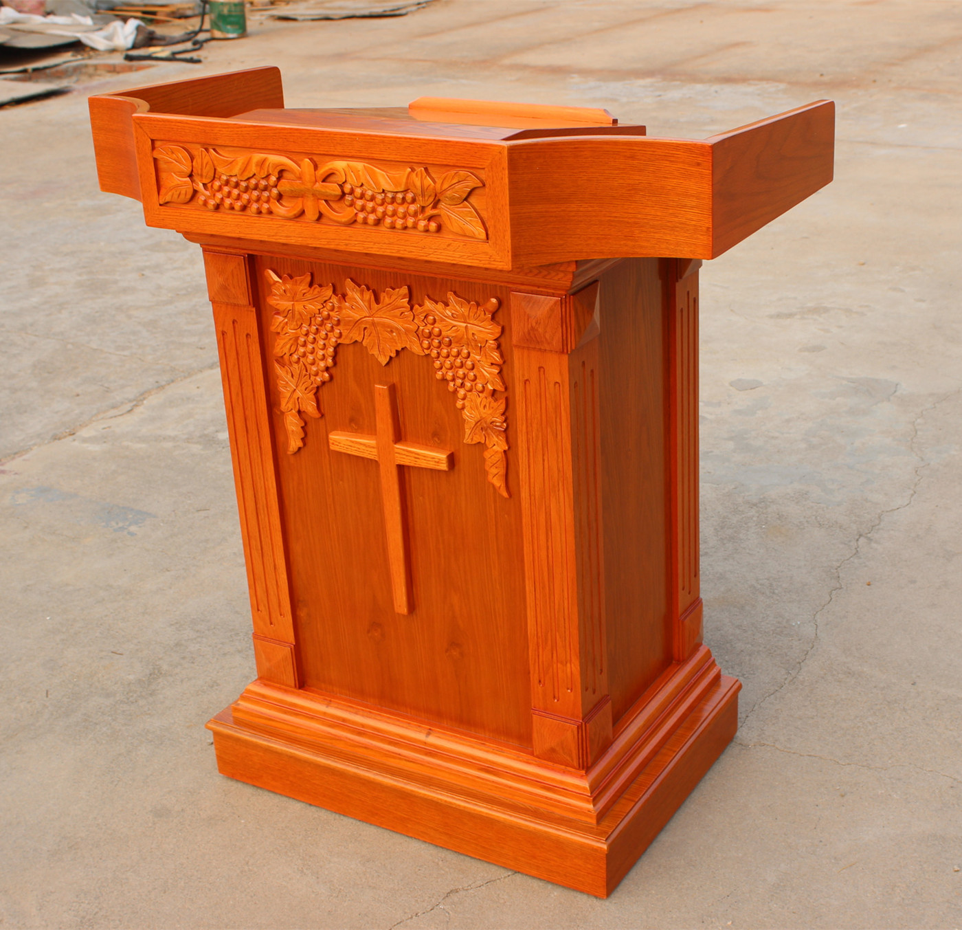 拿撒勒木匠基督教实木讲台教堂牧师讲桌十字架演讲台12001型9653107cm