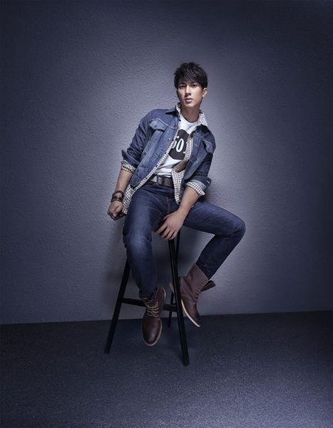 吴尊modern系列00504 0228 高级丹宁布料黑扣高端男士牛仔裤