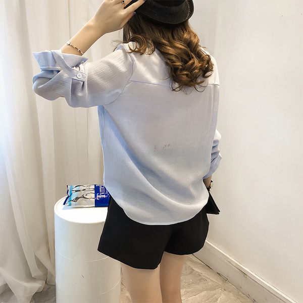 2017春秋新款大码衬衫女长袖宽松百搭纯色V领上衣休闲打底衬衣潮