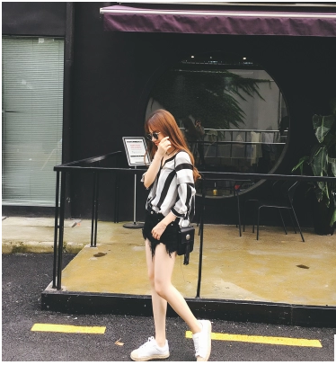 夏季新款 韩范学生V领宽松显瘦简约中长款竖条纹短袖衬衫上衣女