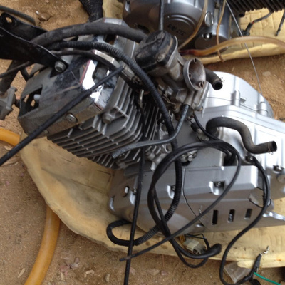 原装铃木风暴太子发动机 qs150 en150 gz150原装拆车欧二成色新