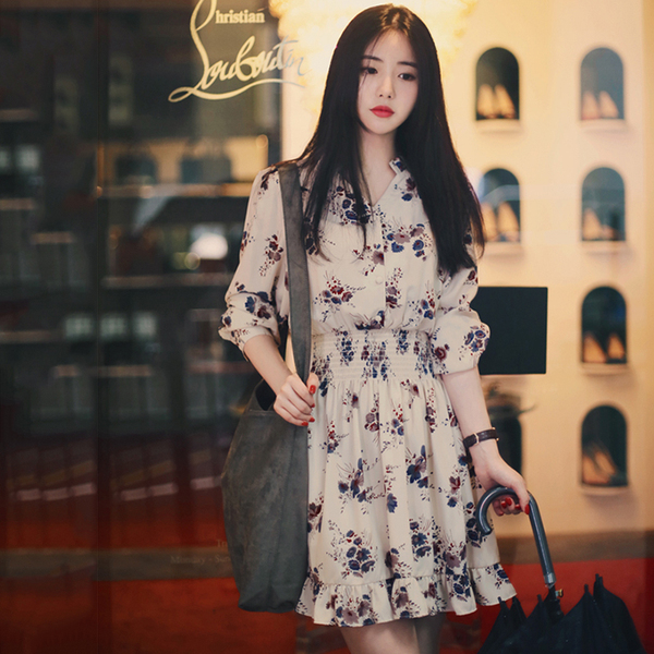 2016秋冬新款韩版甜美收腰V领印花打底中长裙雪纺长袖碎花连衣裙