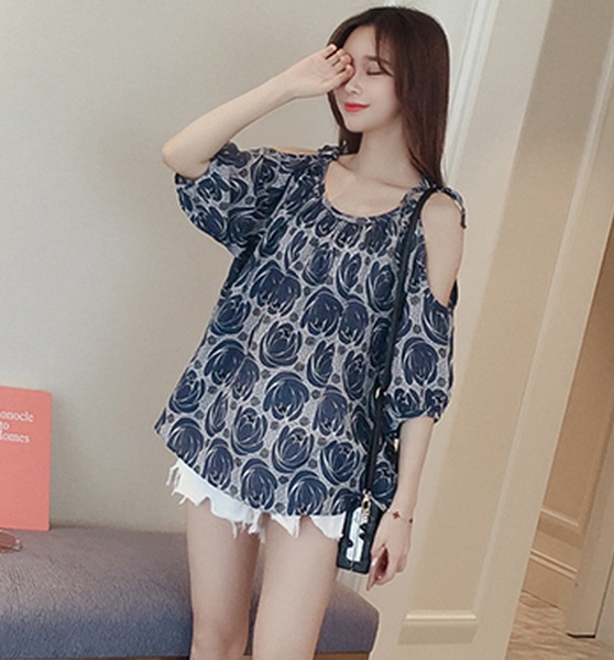 蘑菇街女装潮2017春装新款吊带露肩小上衣雪纺衫女春天衣服姐妹装