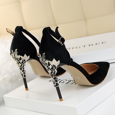283-3 Han edition fashion metal with high heel with shallow mouth pointed suede sandals, sexy hollow out a word and wome