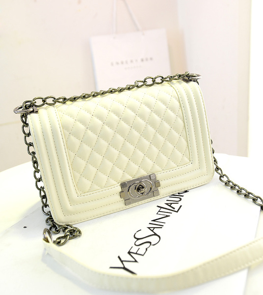 聚美自拍 辣妈同款妻子的谎言同款小香风 菱格链条包