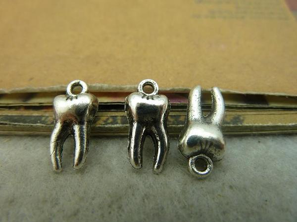 30个6元 古银牙齿 挂饰 5*8*16mm c4258 爱斌 挂件