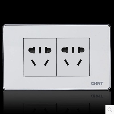 正泰5f二插电源插座118型2插小五孔插座面板2方电工开关插座正品