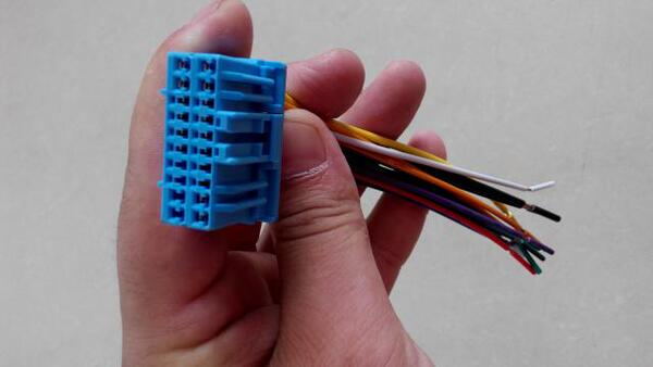 汽车音响插头 五菱宏光s原车cd机尾线 别克凯越通用cd机插头线束