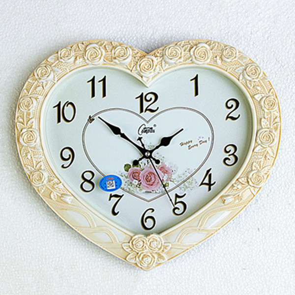 现代简约心形田园静音挂钟时尚个性创意挂表卧室客厅爱心装饰钟表