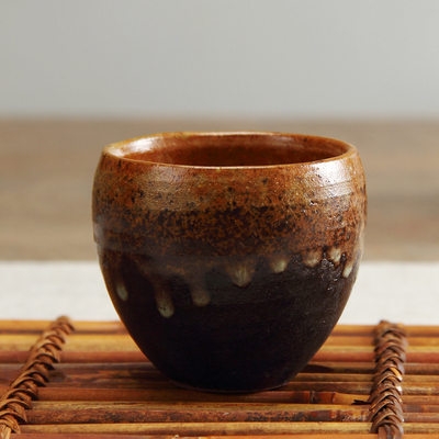 日式粗陶品茗杯手工柴烧茶杯窑变单杯大号主人杯普洱闻香杯