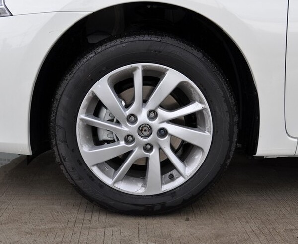 日产轩逸16寸原装铝合金轮毂日产尼桑骐达天籁轮毂钢圈胎铃包邮