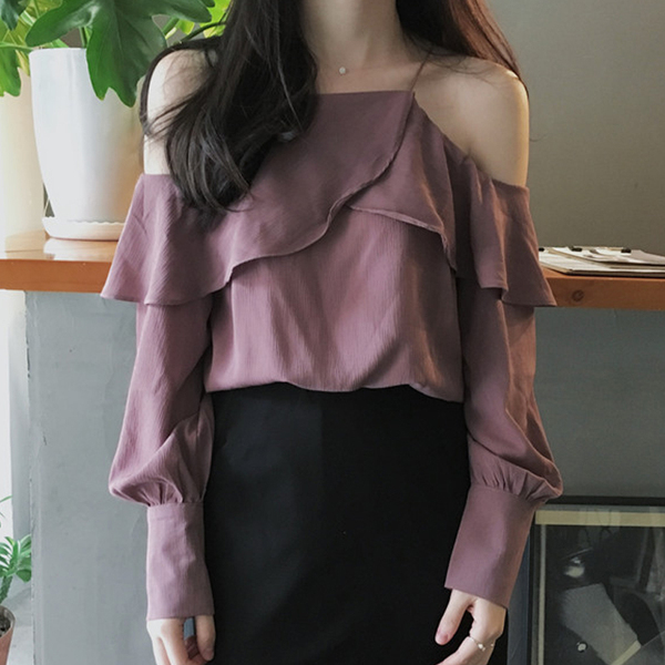 韩版2017春装新款荷叶边吊带露肩衬衫宽松套头长袖休闲风女雪纺衫
