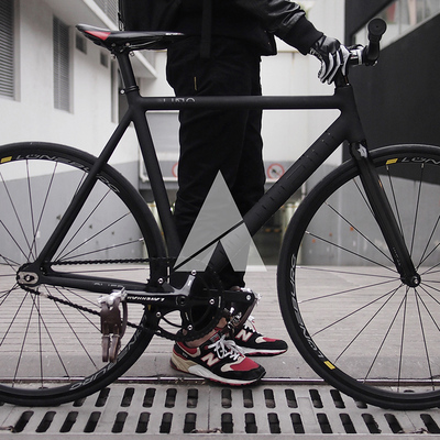 爱立德正品 line肌肉死飞自行车男款车架整车铝合金26寸竞速倒骑