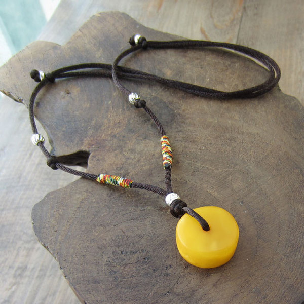 胭脂扣 天然琥珀磨砂鸡油黄老蜜蜡平安扣怀古饼子吊坠项链 古董风