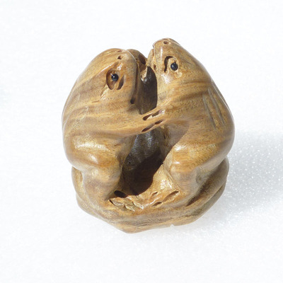 批发绿檀木雕工艺品小摆件包饰品汽车挂件吊坠手把件荷叶鸳鸯青蛙