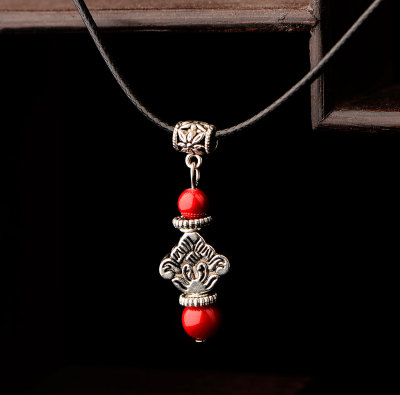 原创配饰云南民族风饰品 女甜美个性藏银吊坠锁骨短项链xl105